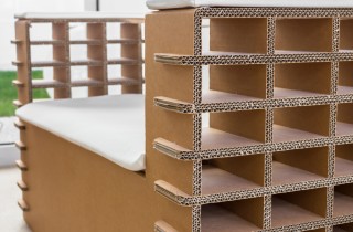 Arredi e mobili di cartone: riciclo e design sostenibile