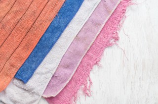 Come riciclare e riusare i vecchi asciugamani