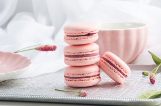 Macarons alla fragola: la ricetta dolce per la festa della mamma