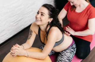 Cos'è la doula: aiuto o moda del momento?