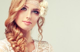 Treccia a spiga perfetta per la sposa: il tutorial