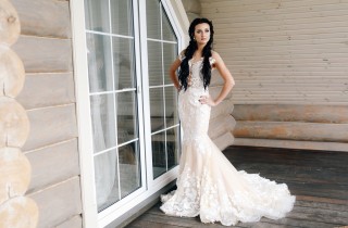 Abito da sposa a sirena: a chi sta bene questo taglio affiancato