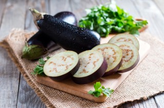 Come cucinare le melanzane senza olio per piatti più leggeri