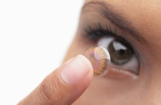7 consigli trucco se porti le lenti a contatto