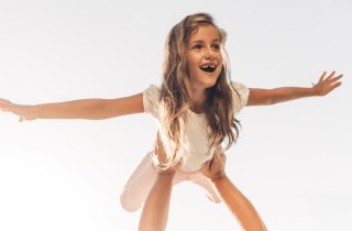 Giornata Mondiale delle bambine e ragazze: 10 frasi da condividere