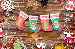 Calza della Befana personalizzata con il decoupage: 5 decorazioni graziose