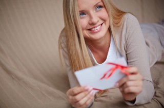 Poesie erotiche: le più seducenti per San Valentino e le occasioni speciali