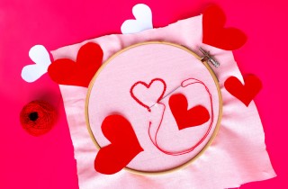 Schemi a punto catenella a tema amore: 7 disegni gratis