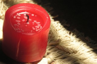 Come togliere la cera dal tappeto senza rovinarlo