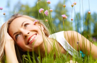 Ricetta della felicità: 5 minuti al giorno a contatto con la natura