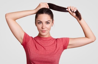 Le acconciature per capelli sporchi che ci faranno apparire perfette