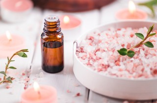 Bagno con Sali dell’Himalaya: le proprietà di questo fantastico trattamento benessere