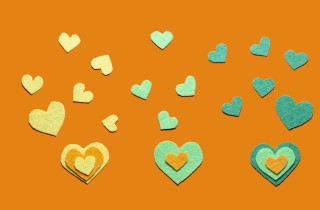 Camera dei bambini: decorazione porta fai da te nei colori pastello