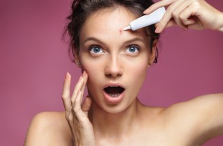 Acne giovanile: le cause e l'alimentazione corretta