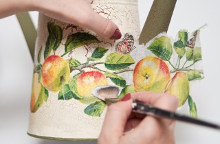 Decoupage: 7 idee per i lavori creativi che rilassano