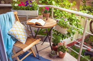 Arredo balcone piccolo: come rendere l'angolo esterno accogliente