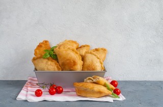 Calzoni fritti pugliesi fatti in casa: come farli come quelli originali