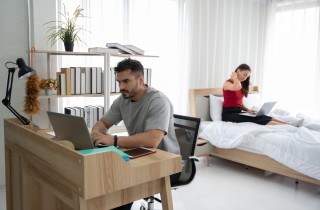 Smart working sotto lo stesso tetto: consigli per una serena convivenza di coppia