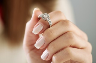 Anello di fidanzamento, le regole del Galateo che forse non conosci