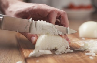Tecniche per tagliare le cipolle