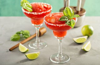 Daiquiri alla fragola: la ricetta analcolica del cocktail estivo