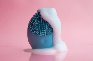 Come funziona la spazzola per la pulizia del viso