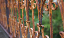 come riparare ringhiera arrugginita, come togliere ruggine da ringhiera