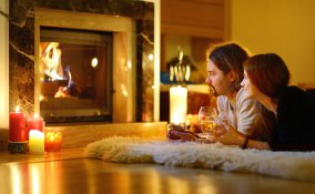 camino sicurezza calore marmo legno casa