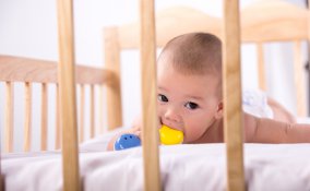 bambino letto culla lettino bebè neonato mamma