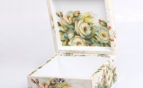 decoupage superficie decorazione