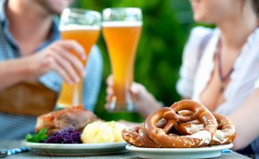 birra Bretzel würstel divertimento