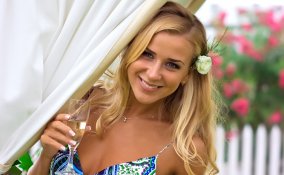 matrimonio vestito acconciatura trucco