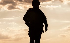 armi, uomo in divisa, militare, attacco militare soldato sogno