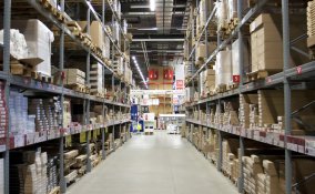 magazzino di un outlet