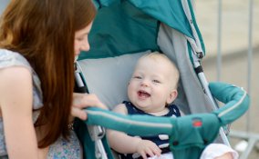 passeggino, figlio, socievole, bebè, segreto, stress, sorrdente, facile, mamma, mamme, donne, donna