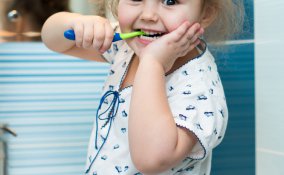 bambino dal dentista
