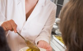 figli scuola mensa verifica consigli mamma donne donna