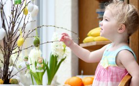 idee per bambini pasqua albero uova