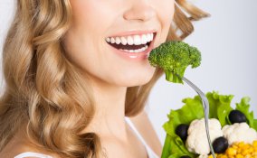 è importante avere un'alimentazione sana per avere capelli perfetti