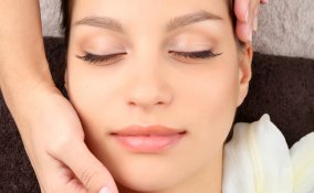 massaggio viso rughe bellezza