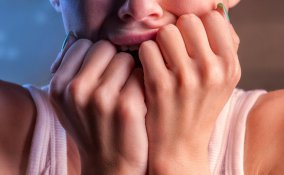 pianto di una ragazza