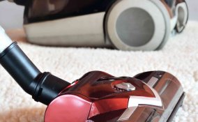 Come pulire l'aspirapolvere: i metodi per tenerla pulita e funzionante