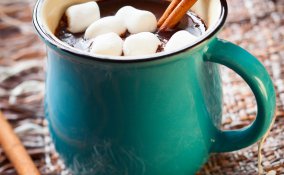 Classica e rivisitata: tante idee per fare in casa la cioccolata calda