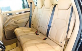 come pulire e lavare sedili interni auto