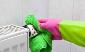 come pulire i termosifoni in ghisa e alluminio
