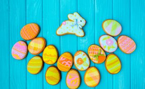 cake design pasqua, uova pasqua pasta di zucchero, coniglietti pasta di zucchero, cake design pasquale