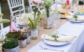 cena estiva, terrazza, apparecchiare tavola