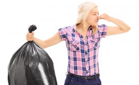 come eliminare cattivi odori spazzatura, come non far puzzare umido