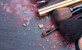 lavare pennelli trucco