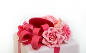 decorare torte compleanno pasta di zucchero, torte compleanno pasta di zucchero